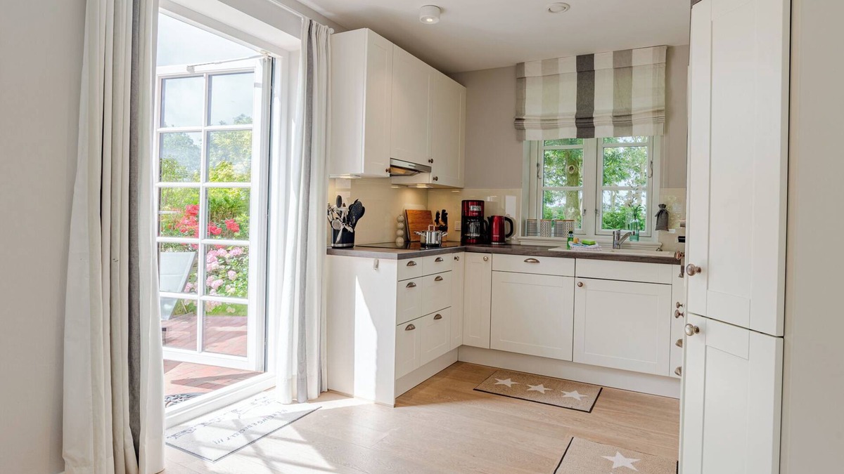 Suderende House | "Relaxed time out at Mimis Hüs: Your dream vacation in Süderende!"