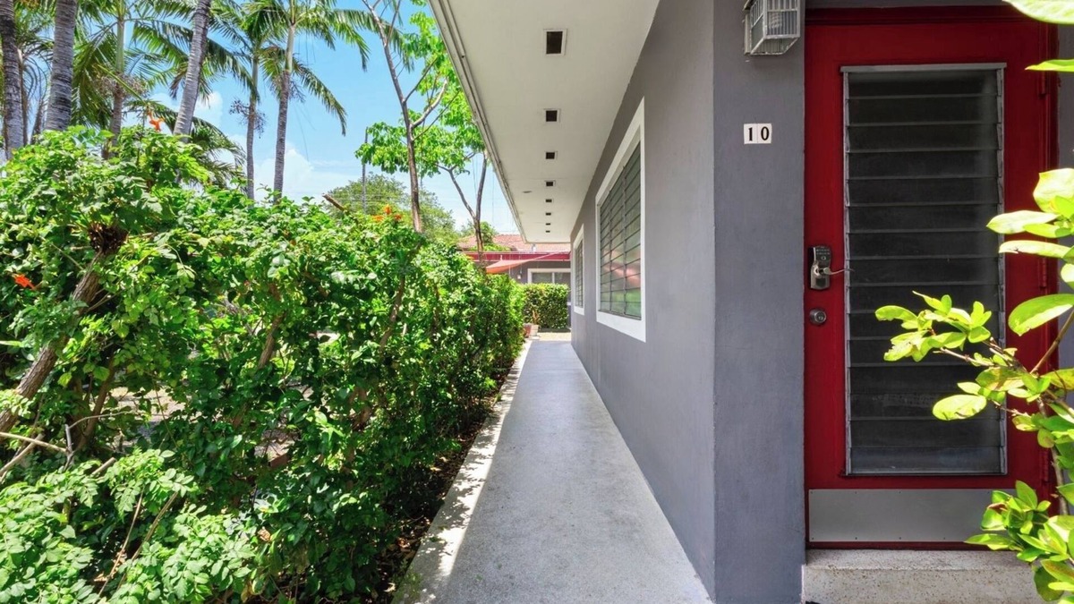 Downtown Hollywood Apartment | Relaxing 1BR w/BBQ, Patio and Convenient Access