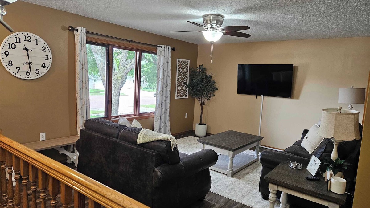 Sioux Falls House | Relaxing 2 Bed 2 Bath with Garage!