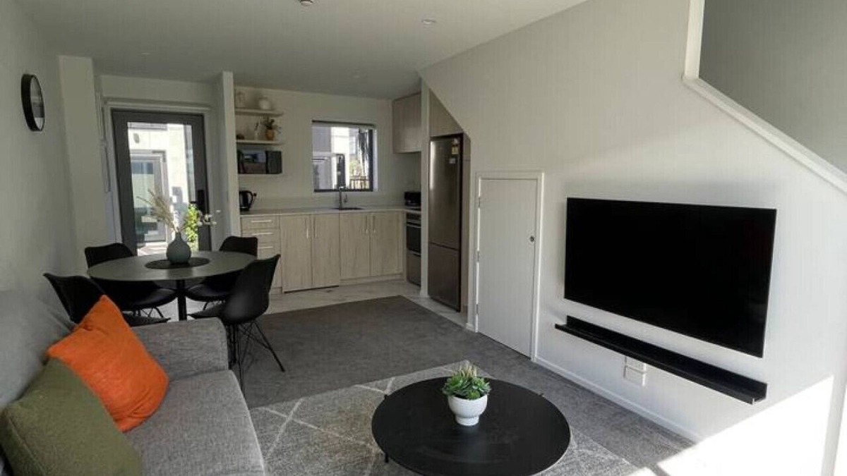 Upper Riccarton House | Relaxing 2BR House in Mohua Lane