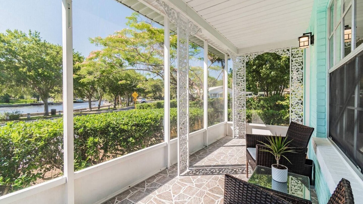 New Port Richey Apartment | Relaxing and Beautiful Stay Near Grand River