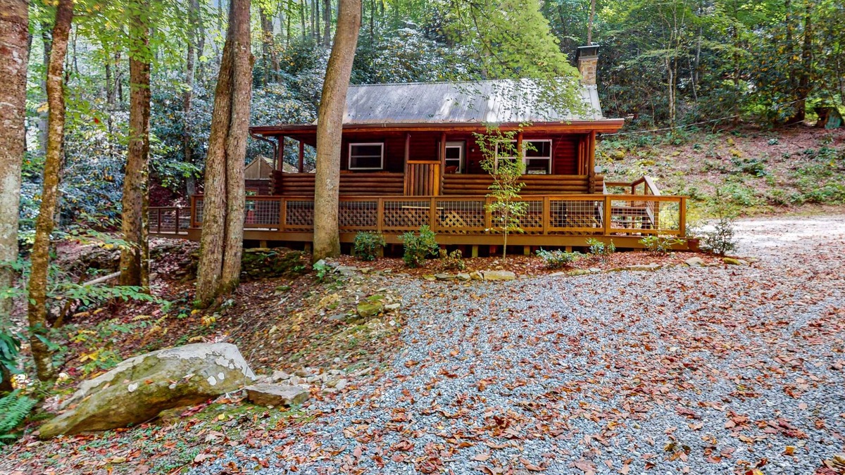 Whittier House | Relaxing Cabin close to Great Smoky Mountains National Park