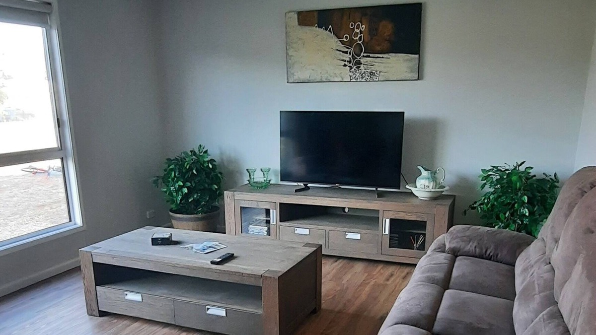 Ariah Park House | Relaxing family home in Ariah Park within the Temora Shire, with much to offer