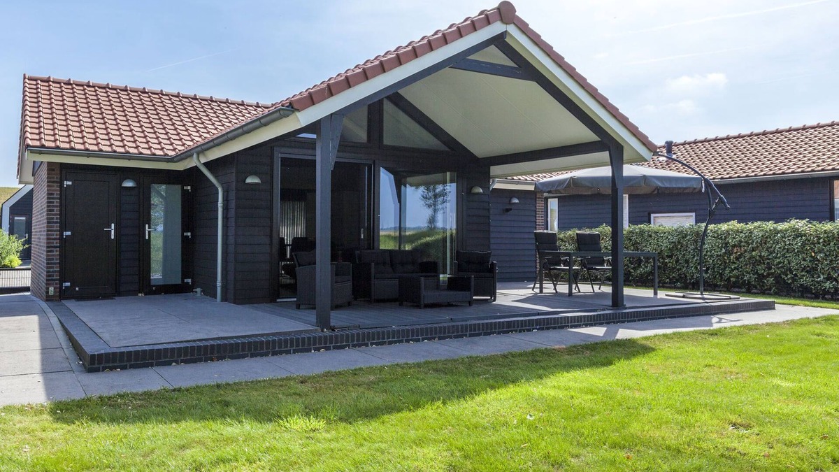 Kattendijke House | Relaxing Home Close to Diving Spots