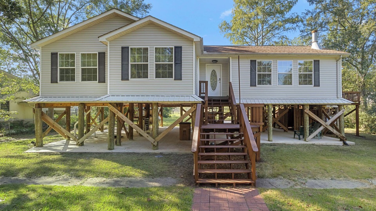 Saint Elmo House | Relaxing Home on Dog River with Big Yard