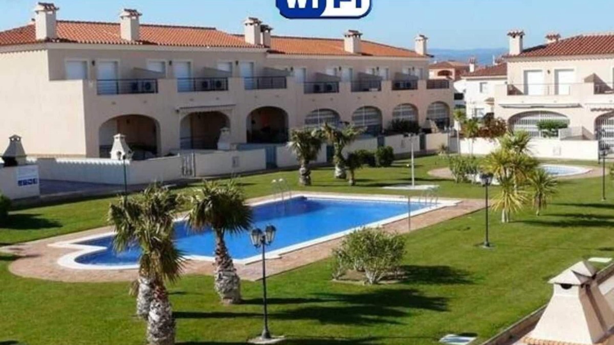 Miami Platja House | Relaxing House. Near the Sea. Private parking. Barbecue. Air-conditioning.