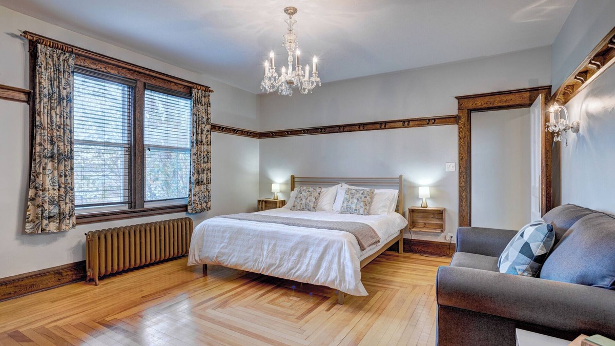 Lunenburg Apartment | Relaxing King Bed Suite Close to Lunenburg Harbour (Suite 2)