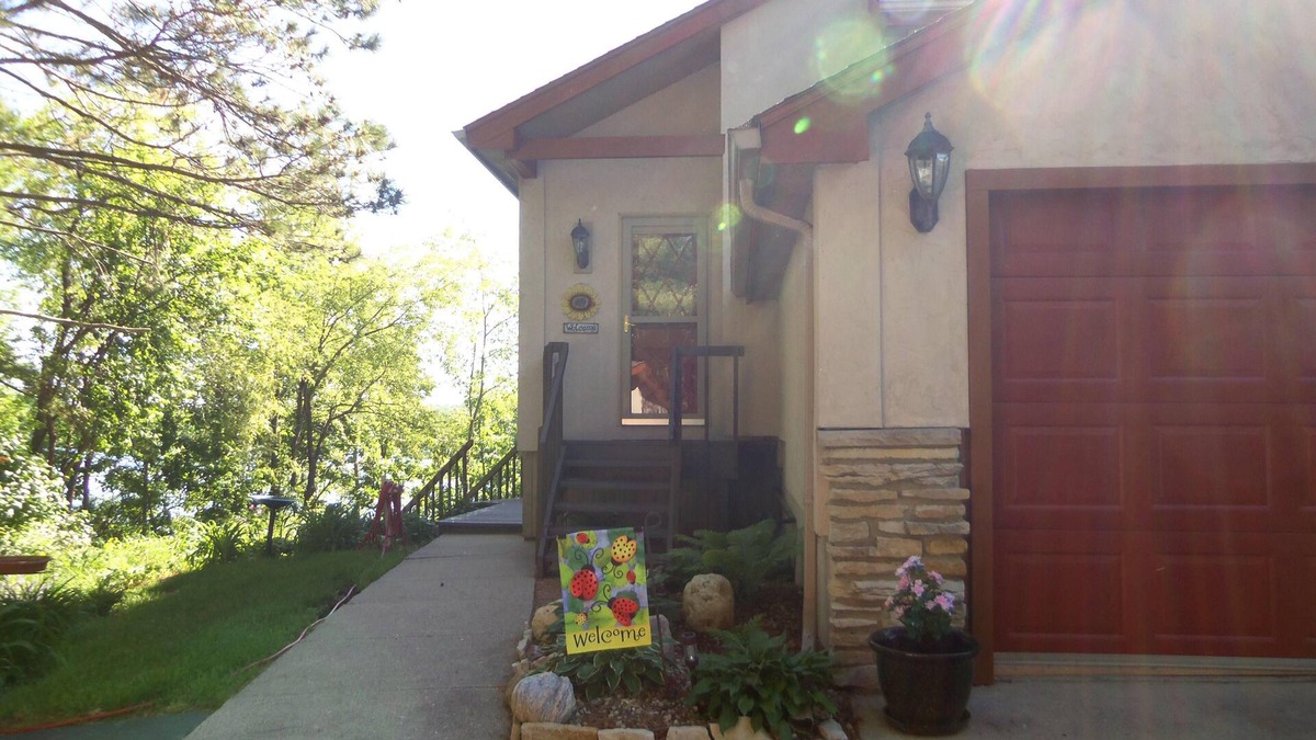 Whitewater House | Relaxing Lake Home on the Edge of Kettle Moraine State Forest