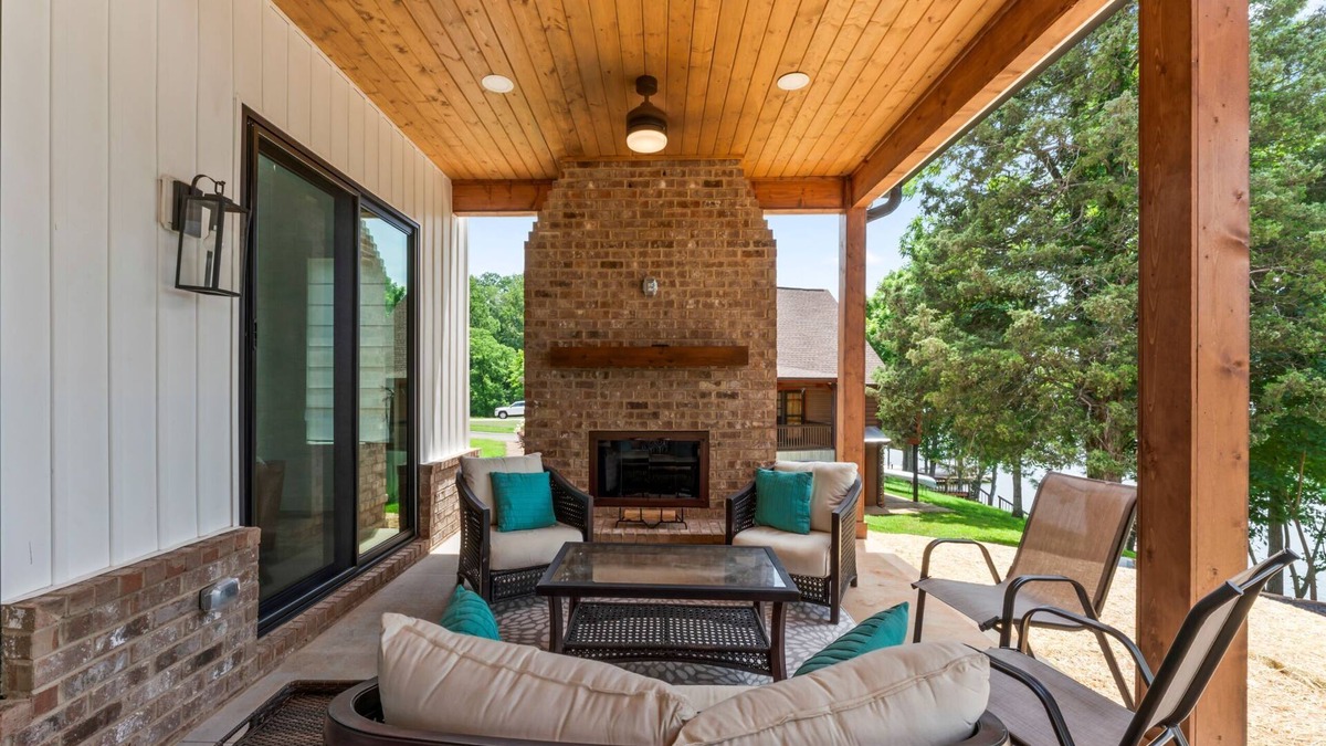 Harriman House | Relaxing Lakefront Retreat with Dock on Watts Bar Lake