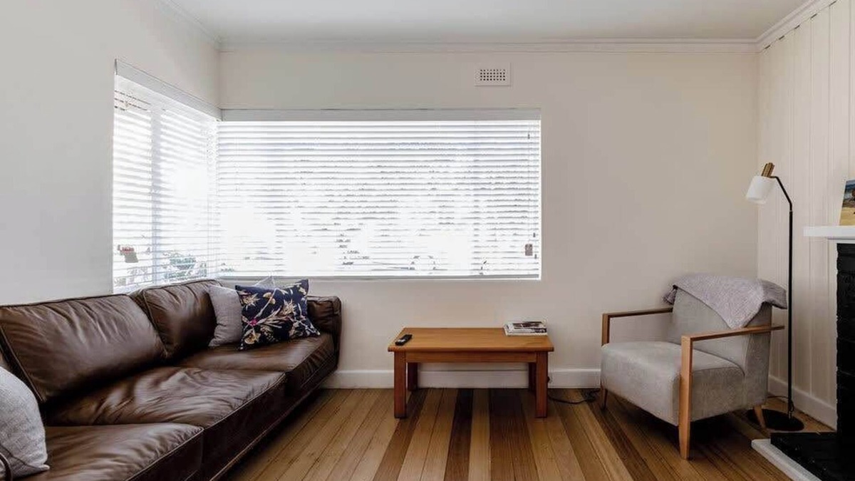 Hobart Central Business District House | Relaxing, modern home in central Sandy Bay