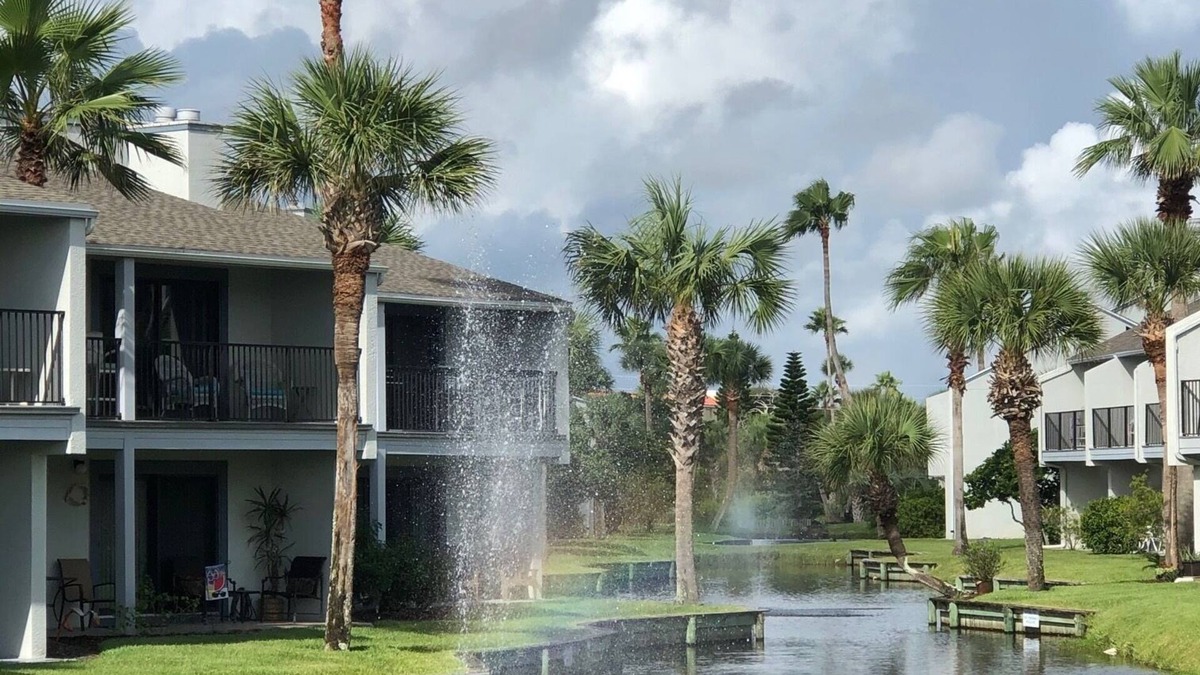 St. Augustine Beach Condo | Relaxing Ocean View Getaway: Sea Winds Beach Condo.