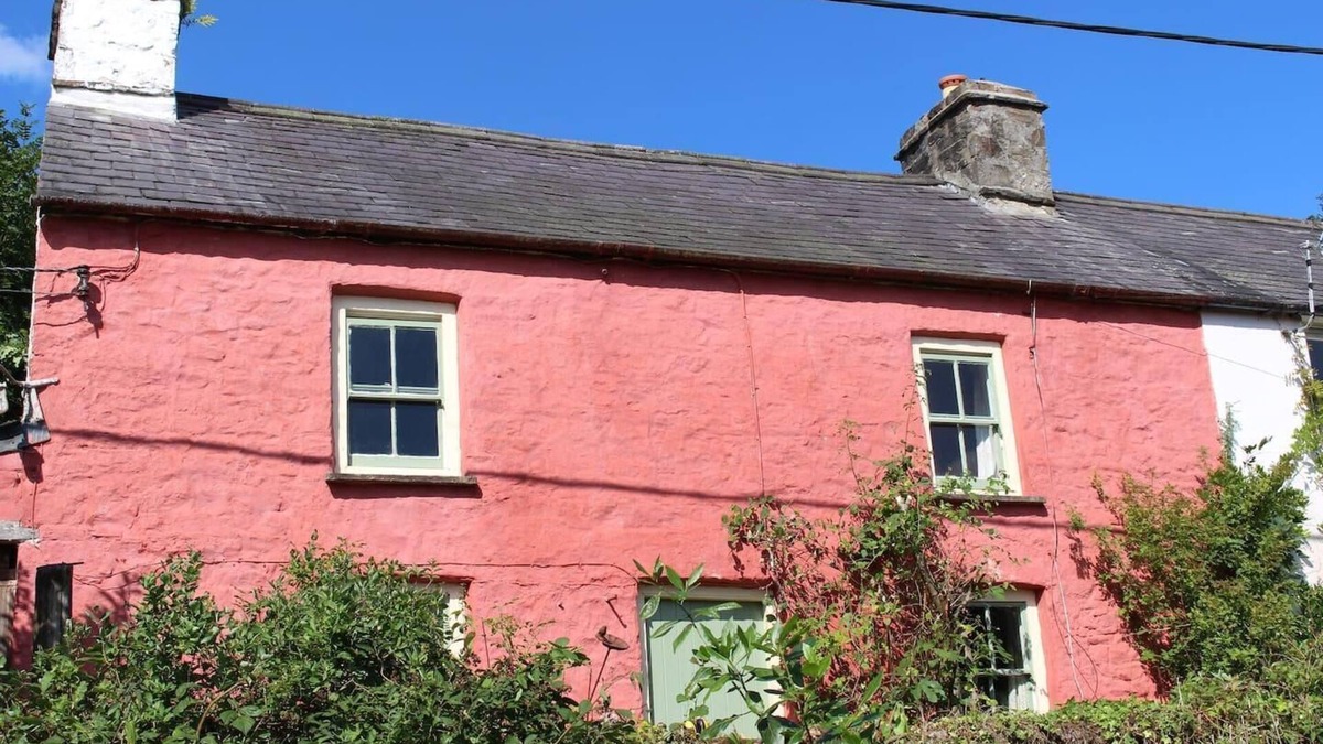 Llandovery Cottage | Relaxing pet friendly 2-Bed Cottage in Rhandirmwyn