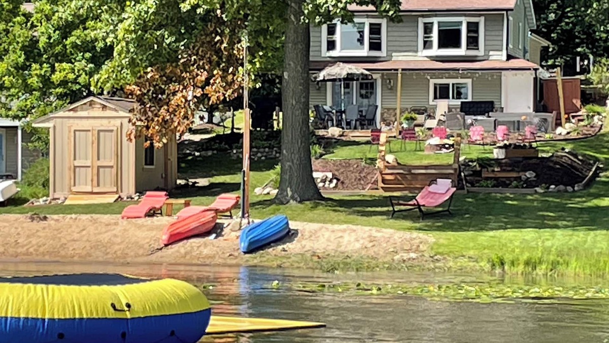 Lakeview House | Relaxing Retreat Bella Lakehouse on Townline Laken