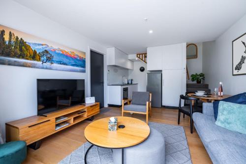 Albert Town Apartment | Relaxing retreat by the river