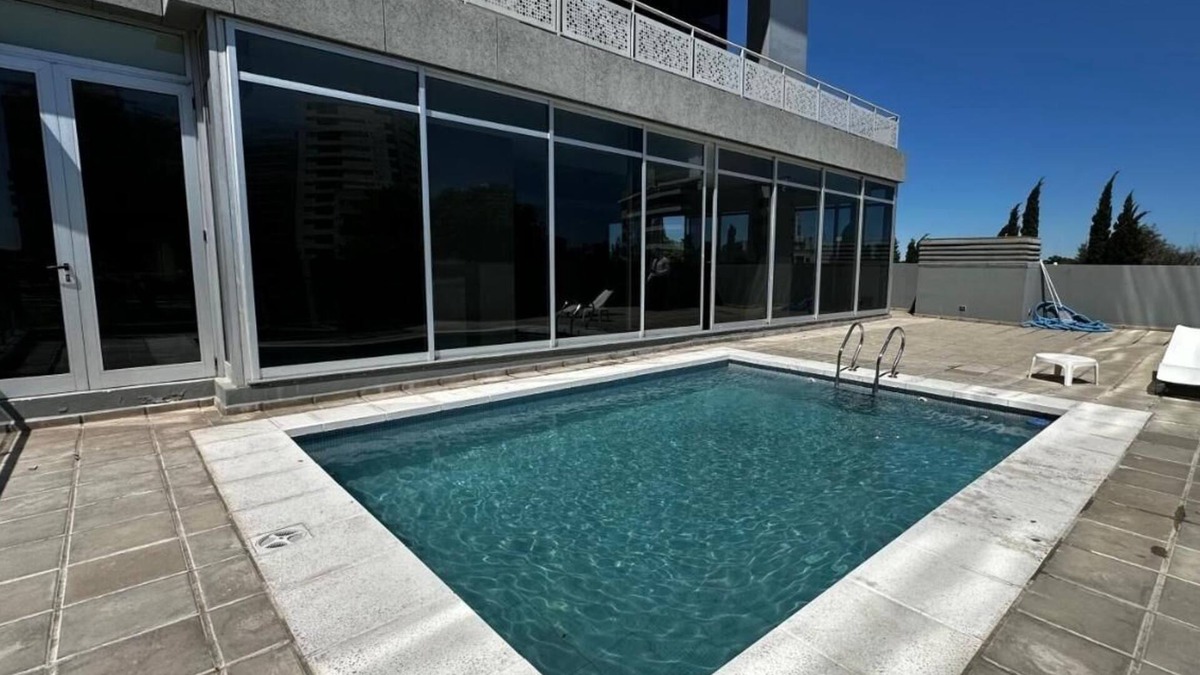 Rio Cuarto Hotel | Relaxing Room With Pool Free Breakfast And Parking Near Local Attractions