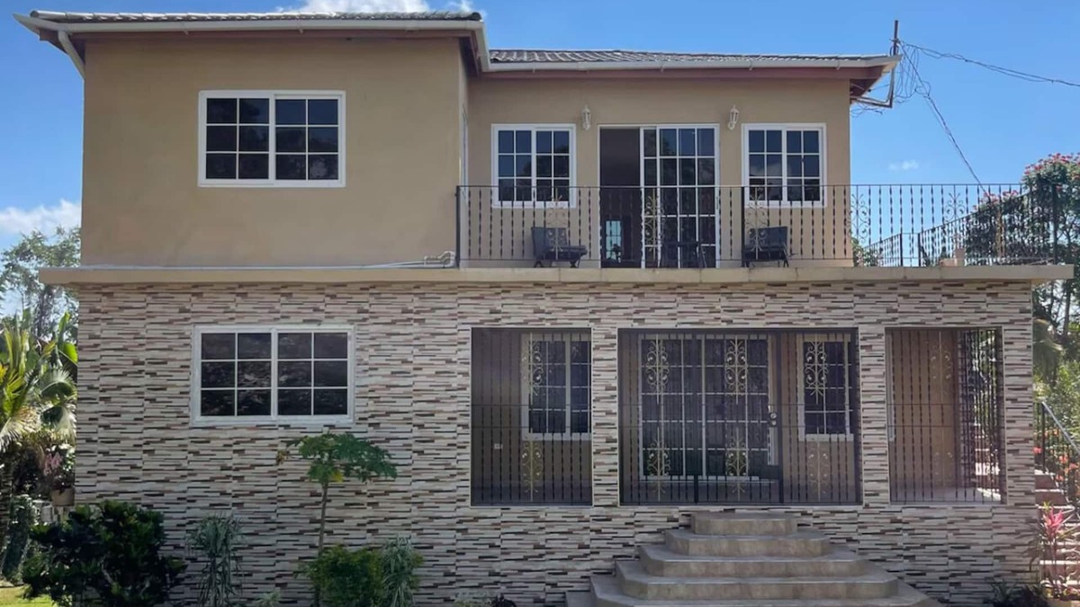 Summerfield Apartment | Relaxing Stay Near Ocho Rios