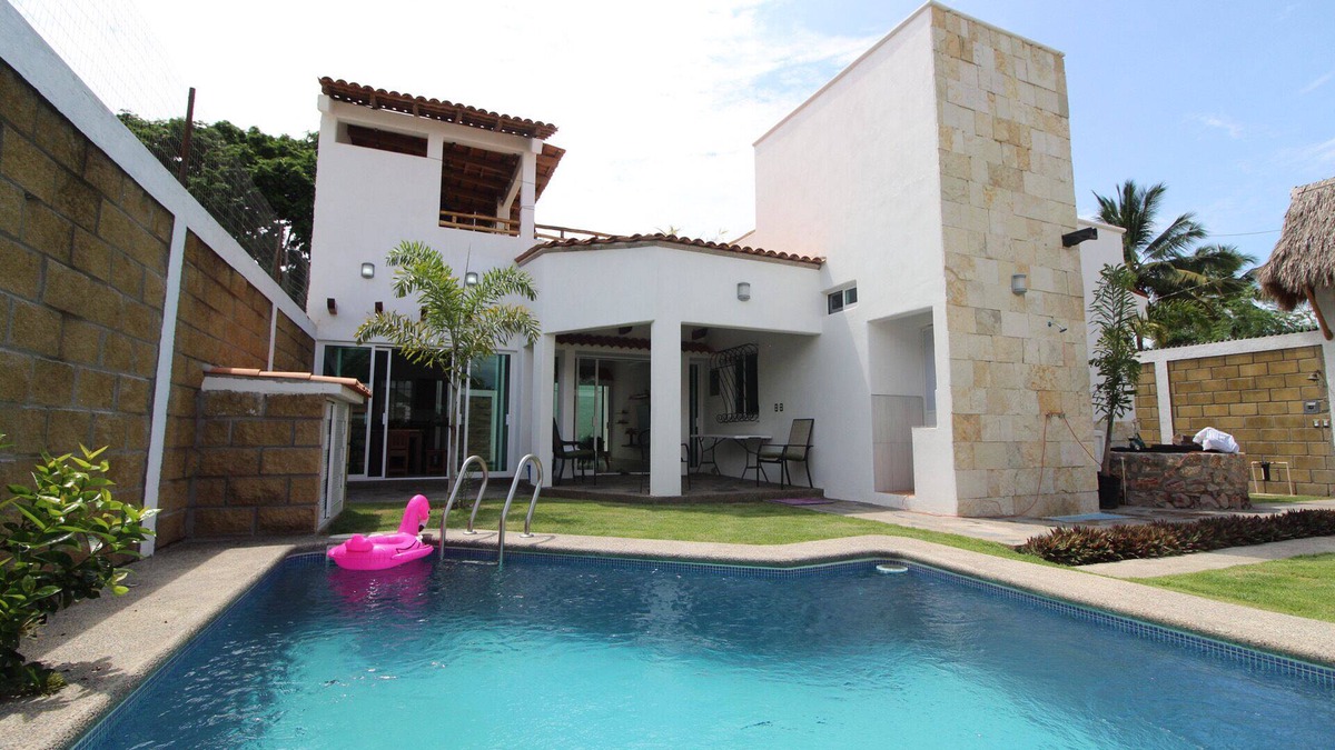 Lo de Marcos House | Relaxing Vacation house - 5 min from the beach!