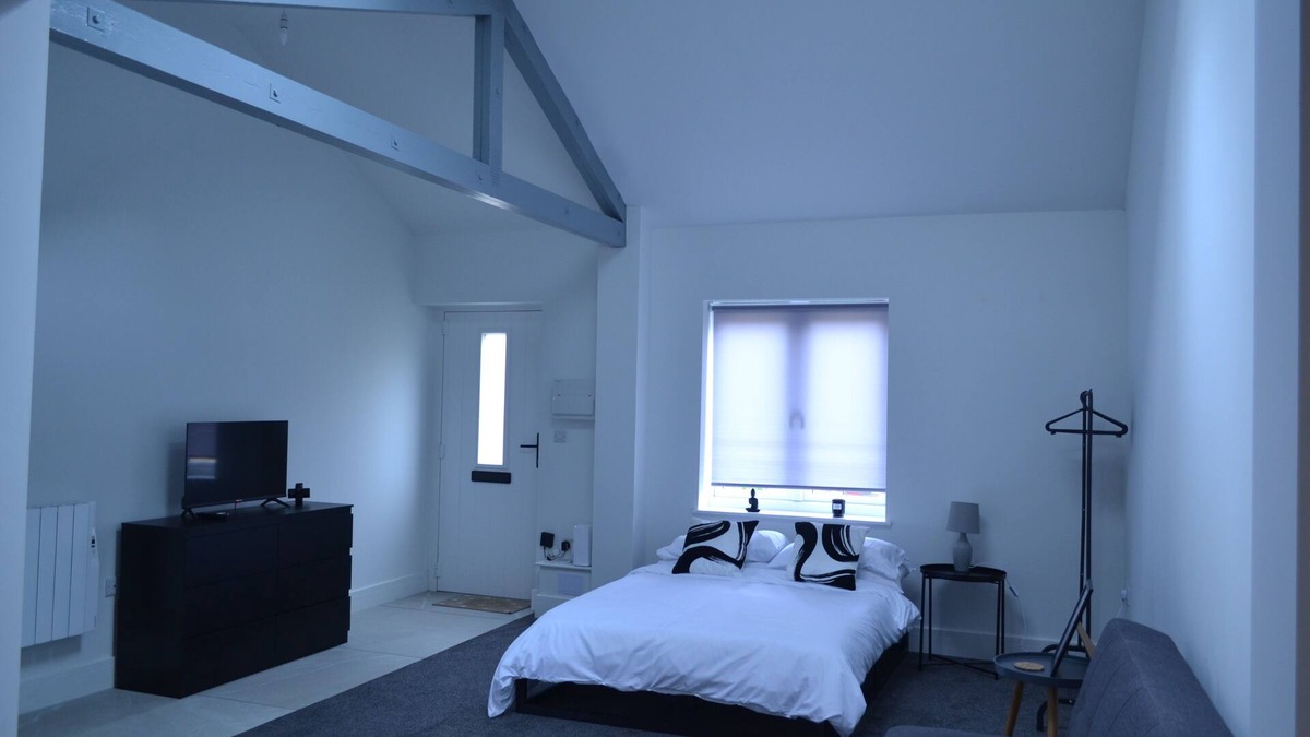 Downham Market Apartment | Remarkable 1-Bed Studio in Downham Market
