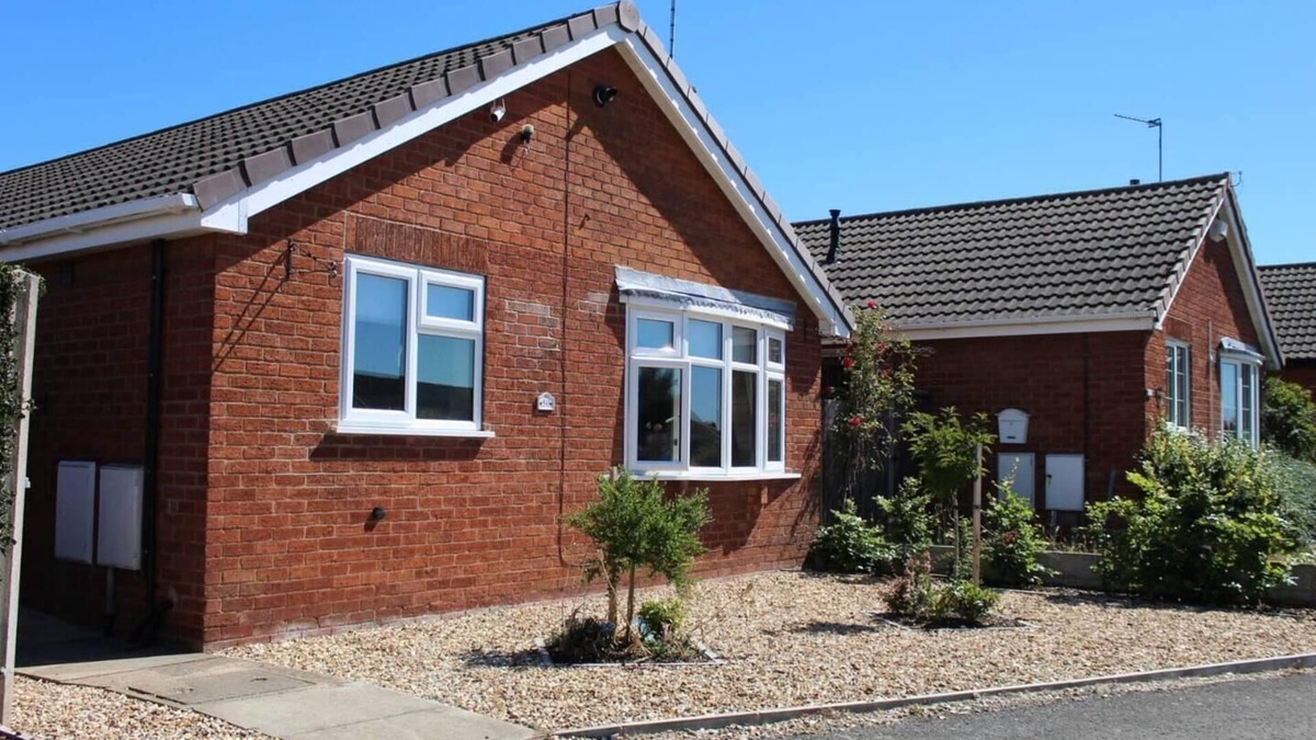 Dukeries Mill House | Remarkable 2-Bed House in Walesby Nottinghamshire
