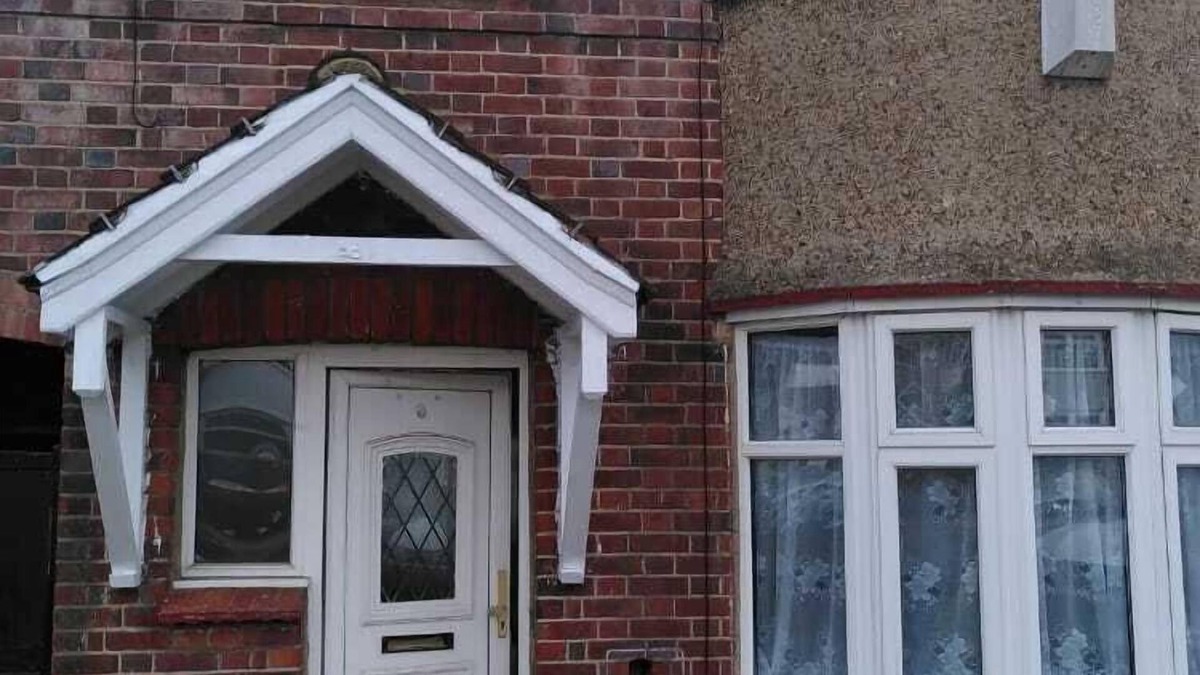 Cranford House | Remarkable 3-Bed House in Hounslow