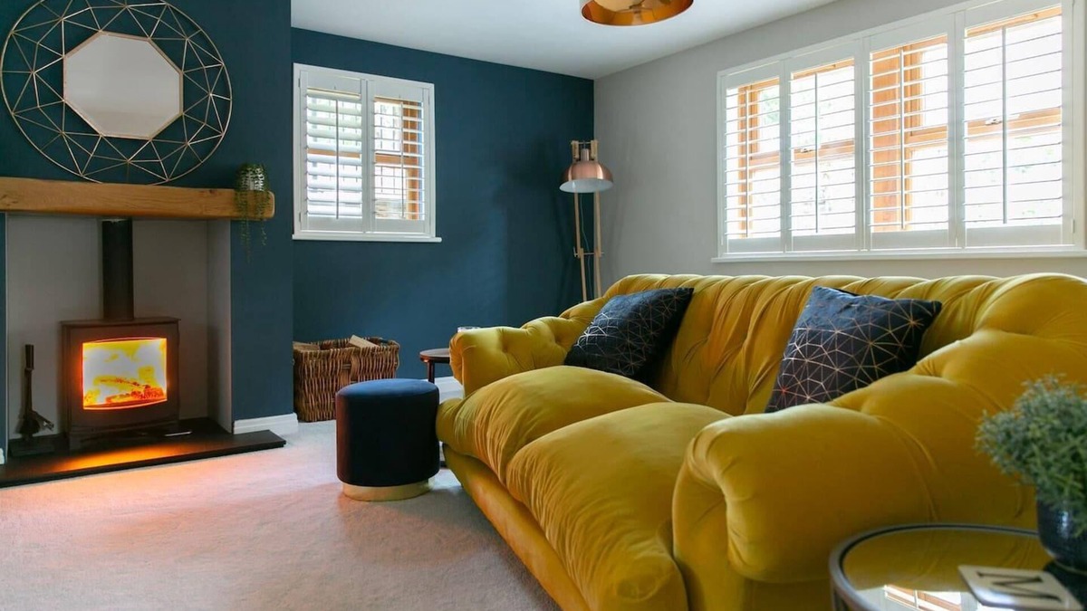 Yeadon House | Remarkable 4-Bed House Near Leeds Airport