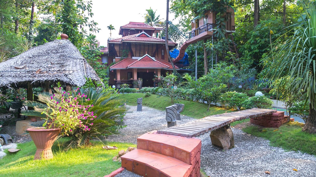 Devikolam Apartment | Reminiscence Ayurveda Yoga Retreat