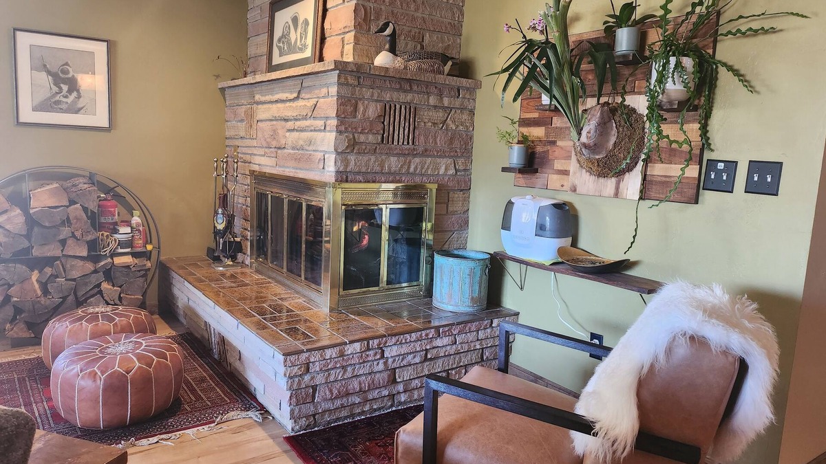 Ponderosa Pines House | Remodeled Cozy home: 20min to Wolfcreek Ski + 3min to Golf and Rio Grande River