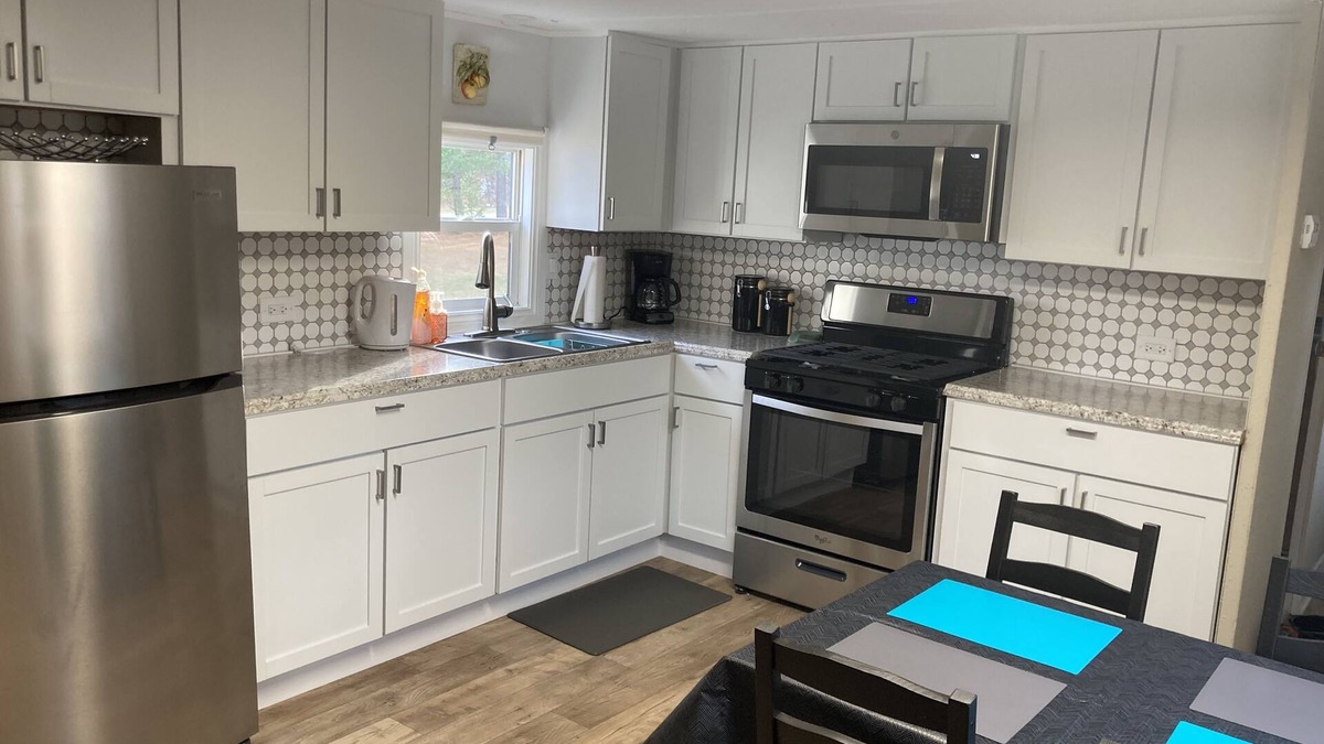 Necedah House | Remodeled, cozy, pet friendly cabin near lakes