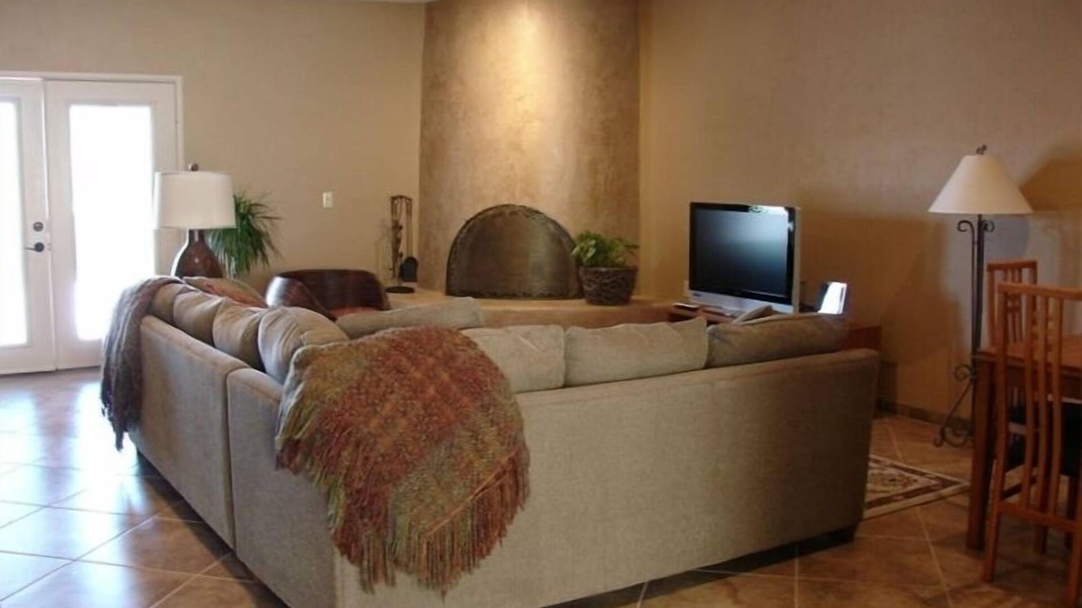 Sunrise Presidio Village House | Remodeled Foothills Townhome W/City and Mountain Views