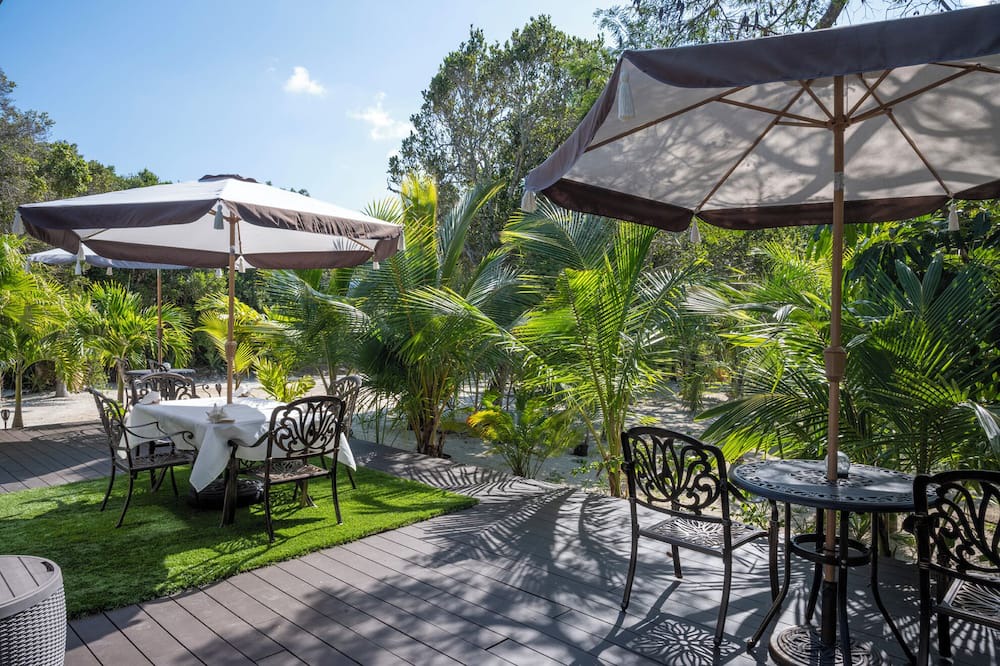 Rock Sound House | Remodeled Historic Guest House on Beautiful Tropical Grounds
