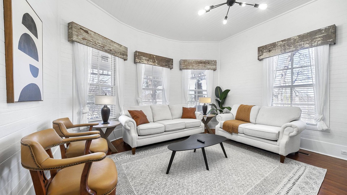 Warm Springs House | Remodeled Historical Home in Downtown Warm Springs