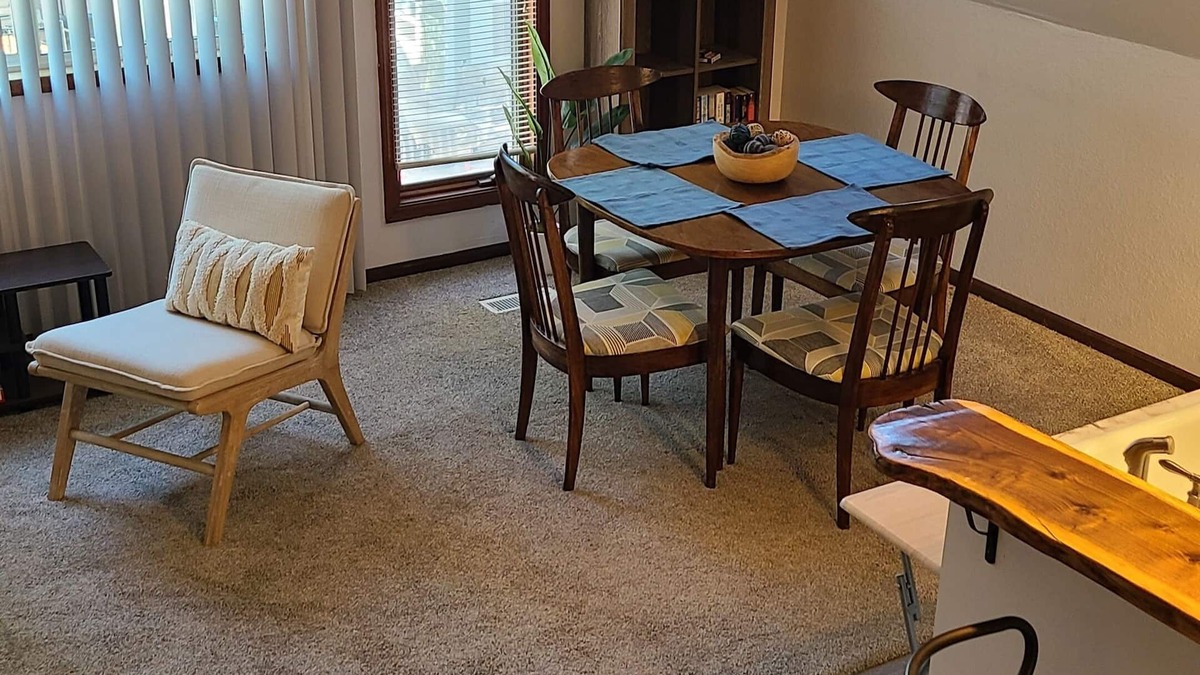 Gravois Mills House | Remodeled modern A frame