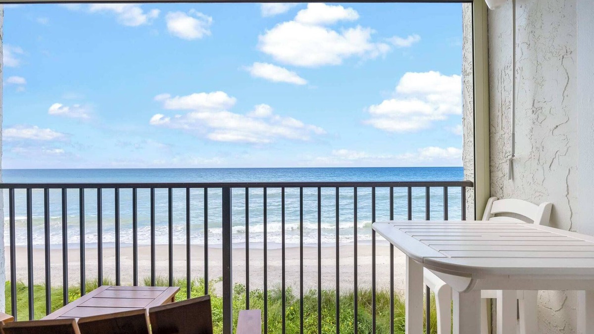 South Patrick Shores Condo | Remodeled Oceanfront 2 Bedroom condo Dog Friendly