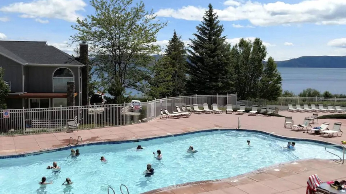 Harbor Village Apartment | Remodeled - Pool 6 Guests Hot Tub