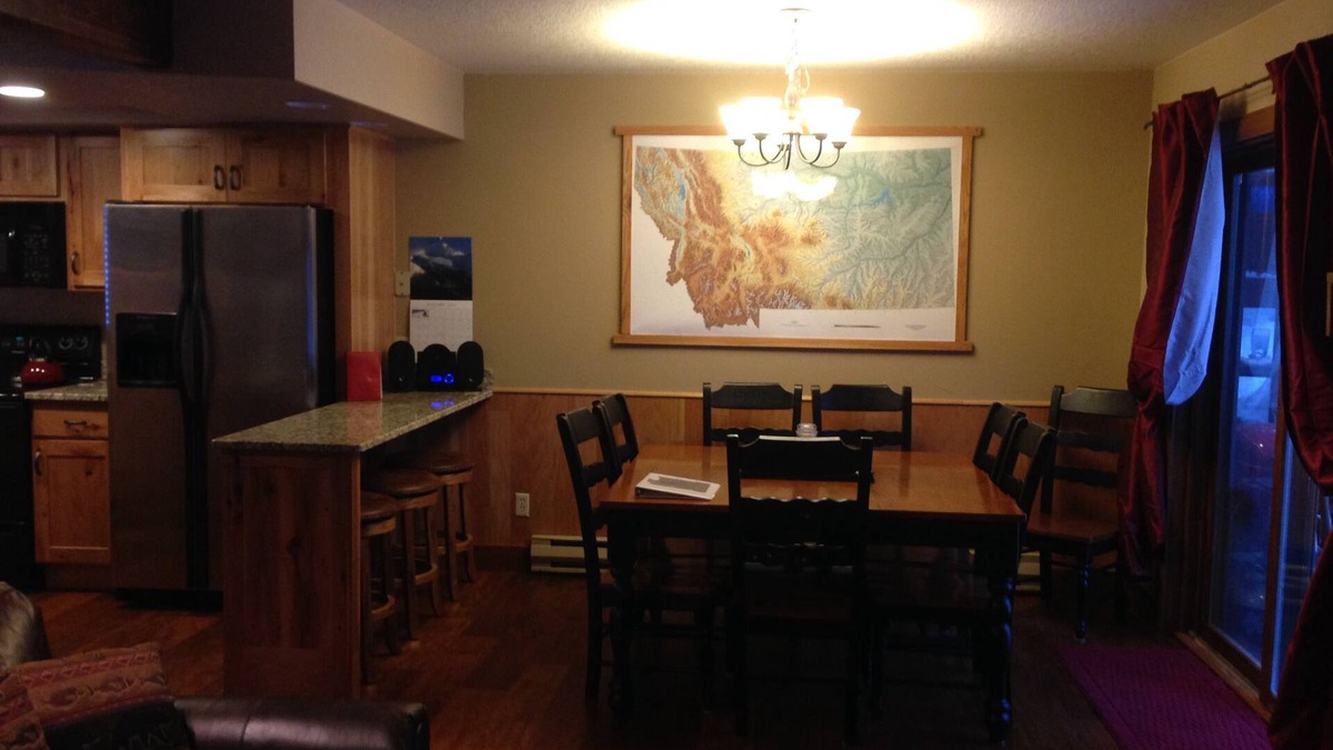 Whitefish House | Remodeled, Ski-in/Ski-out Family Friendly Condo, 4 bedrooms & 4.5 baths, hot tub