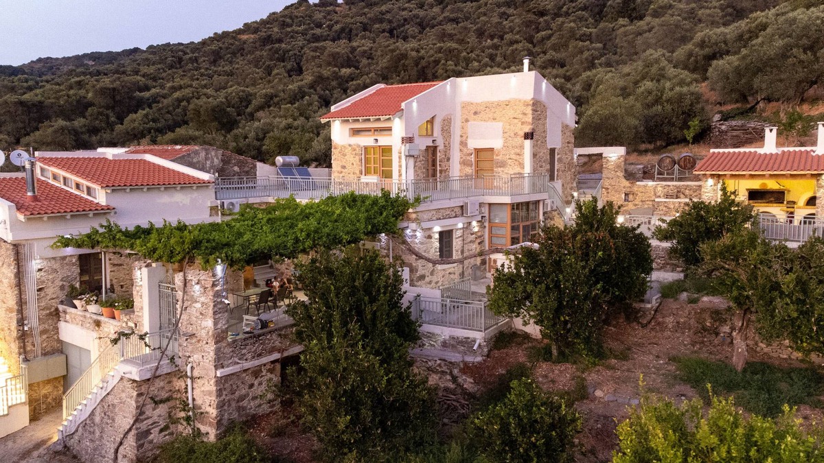 Kantanos-Selino House | Remodeled Stone Country house - Two bedrooms maisonette