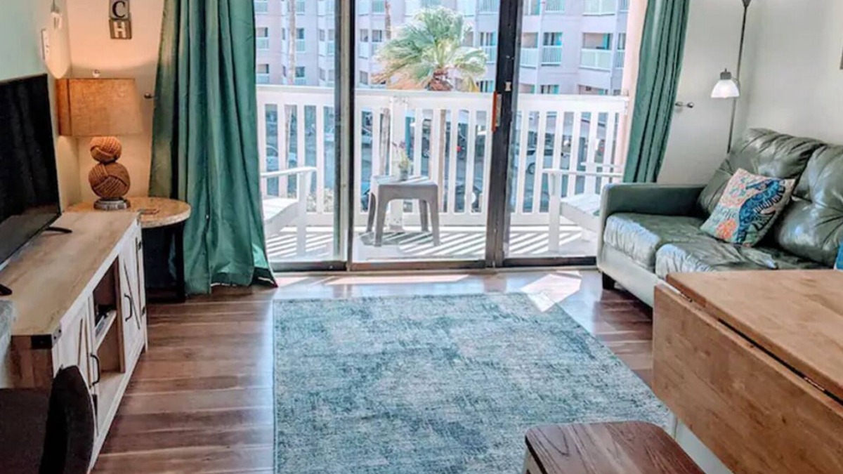 North Beach Condo | Remodeled Surfside Retreat with Beach Access