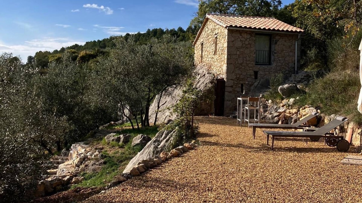 Buis-les-Baronnies Cabin | Remote cottage with valley views