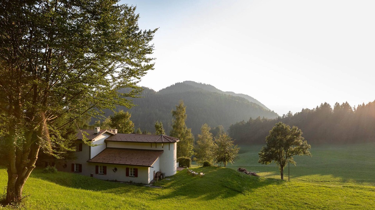 Egna House | REMOTE HOLIDAY HOME IN NATURE PARK