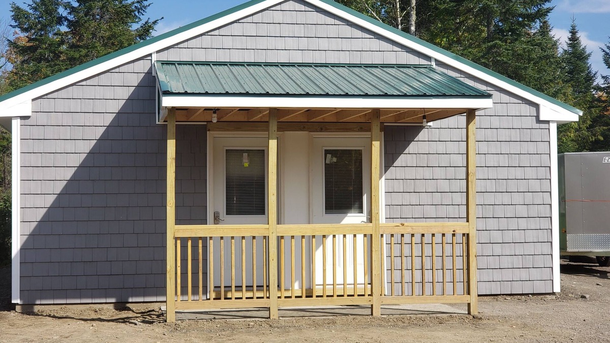 South Aroostook Cabin | Remote Hunting Cabin in Northern Maine - Moose's Den