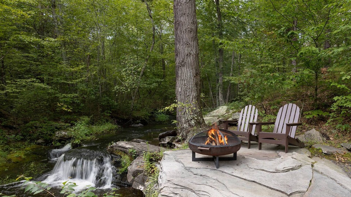 Layton Cabin | Remote Waterfall Cabin at Swiftwater Acres