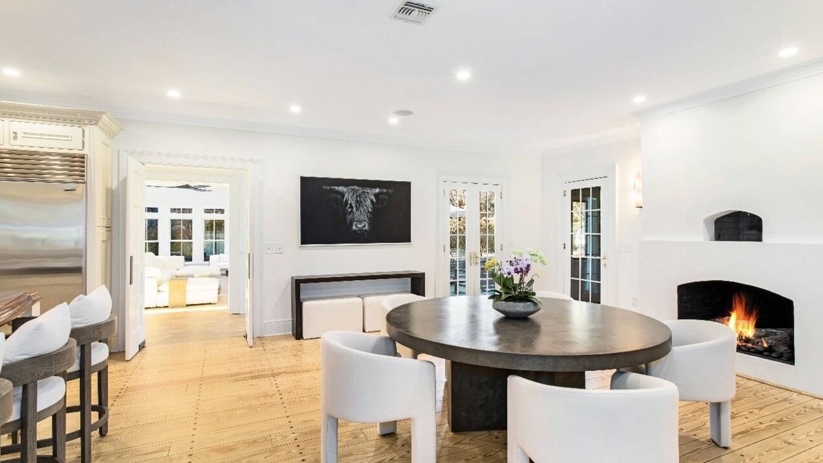 Remsenburg House | Remsenburg Retreat in Southampton Town. Relax