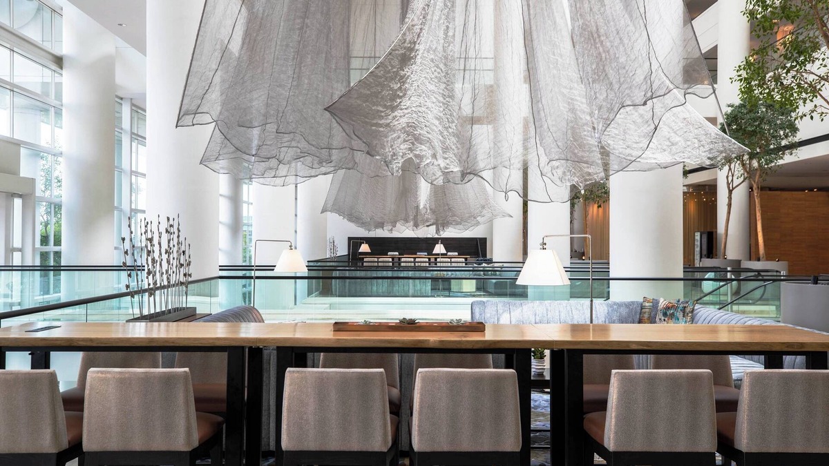 Schaumburg Hotel | Renaissance Schaumburg Convention Center Hotel