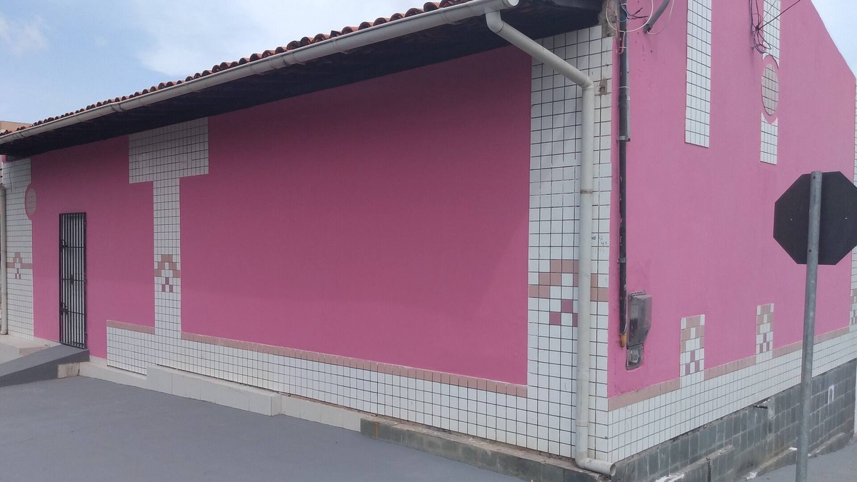 Sao Luis House | Renascença House, w/ Green to Blue Rooms