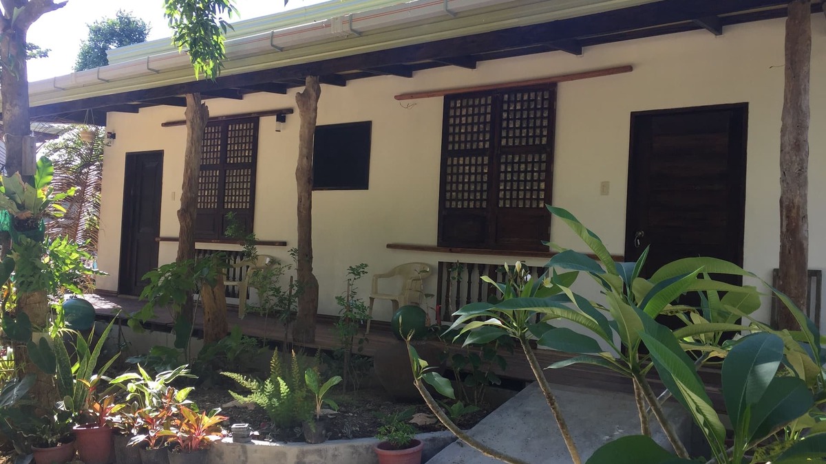 Calape Resort | Rene's Diverslounge Resort
