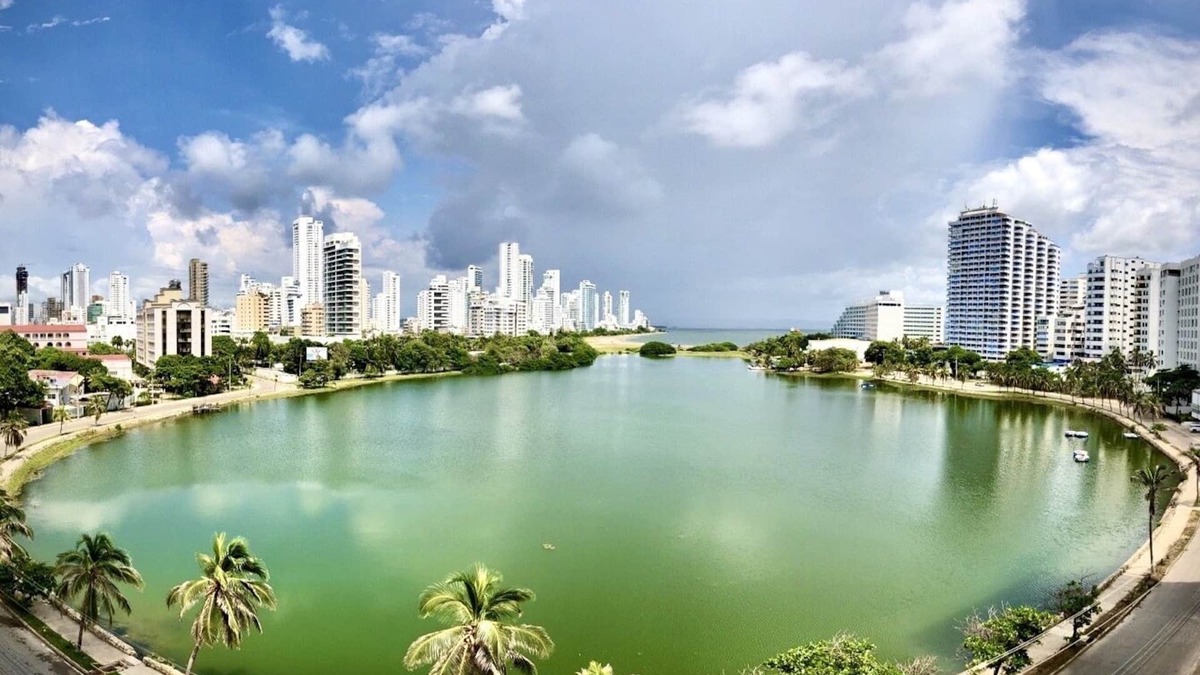 El Laguito Apartment | Renew yourself with the best view of the city.