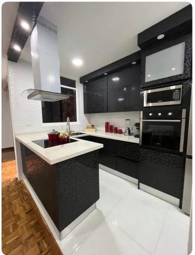 Santa Teresa Apartment | Renewed apt in Altamira, the heart of Caracas