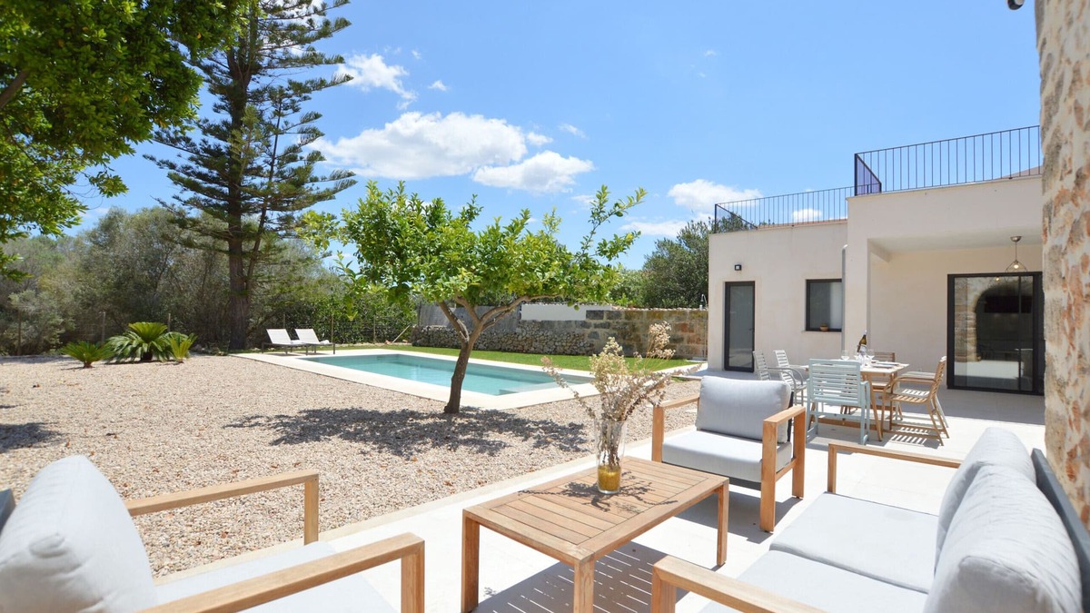 Santa Eugenia House | Renewed House with Pool in the Middle of the Island