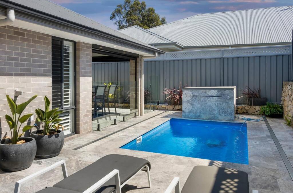 Belmont North House | Rengor Executive Retreat