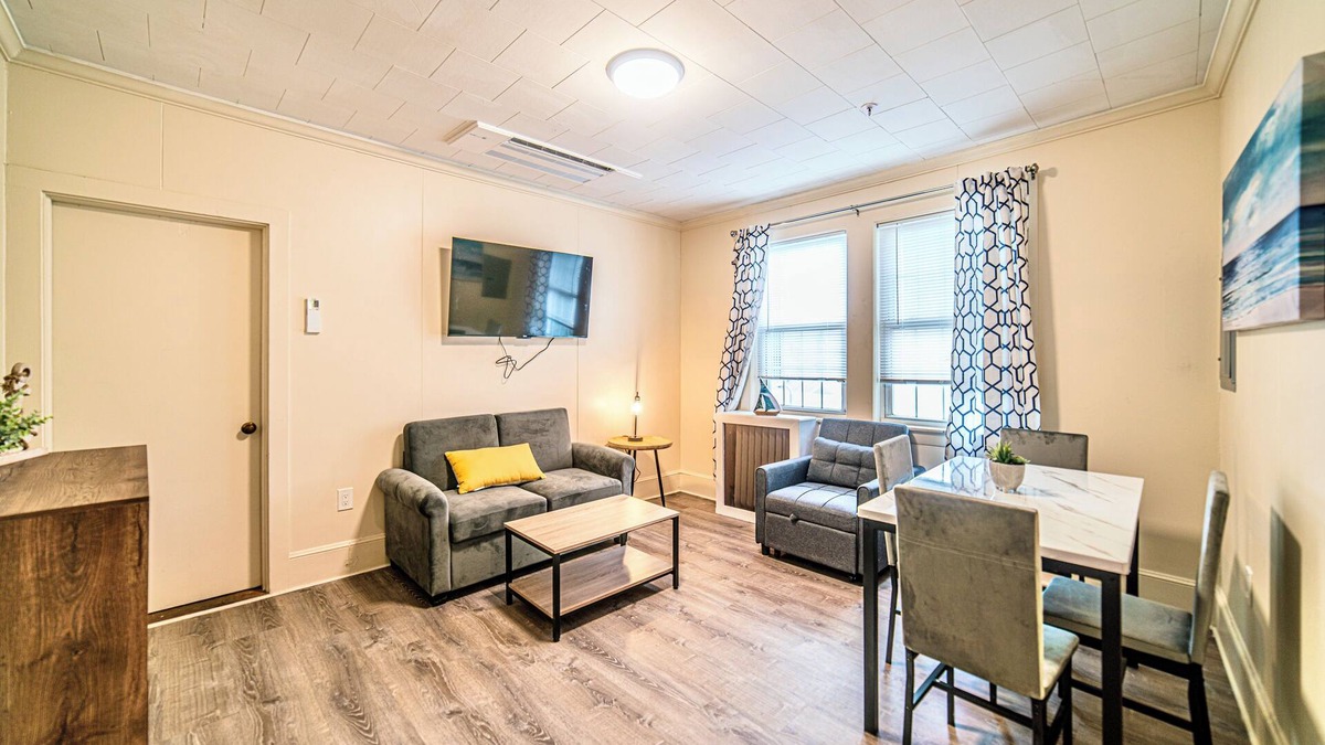 Falmouth Apartment | Renovated 1-Bedroom Apartment in Beautiful Downtown Falmouth Located on Main St